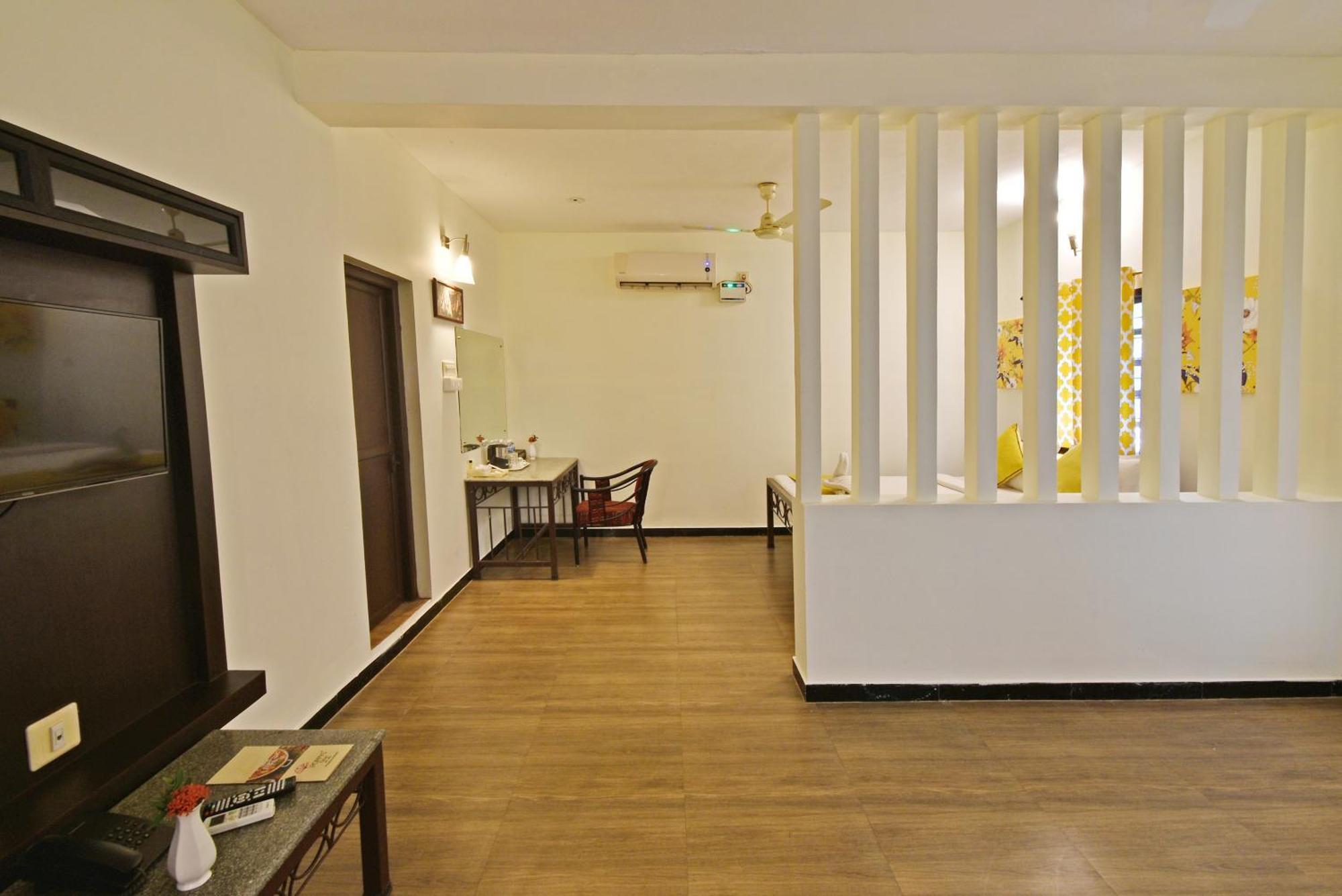 โอลีฟ เด วิลลา Hotel ออโรวิลล์ ภายนอก รูปภาพ